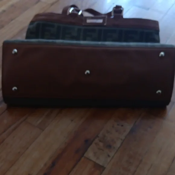 Fendi Medium Peek A Boo Tote GUC - Picture 6 of 11